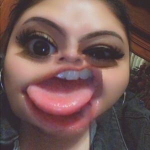 Meet your Posher, Evelin